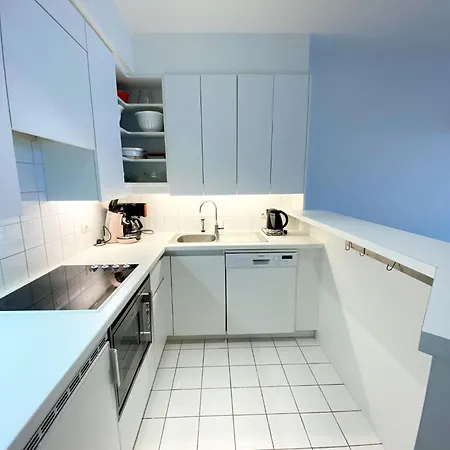 Apartment In With Sea Views